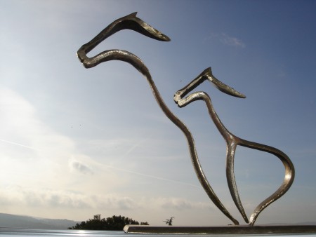 h:36cm, l:38cm, e:8cm