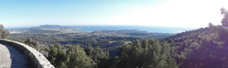 ...vers Six Fours...